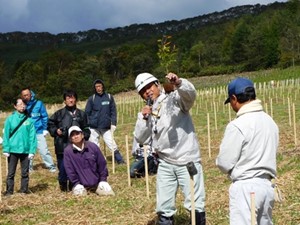 平成25年度　環境リレーションズ研究所　植樹　舘野植